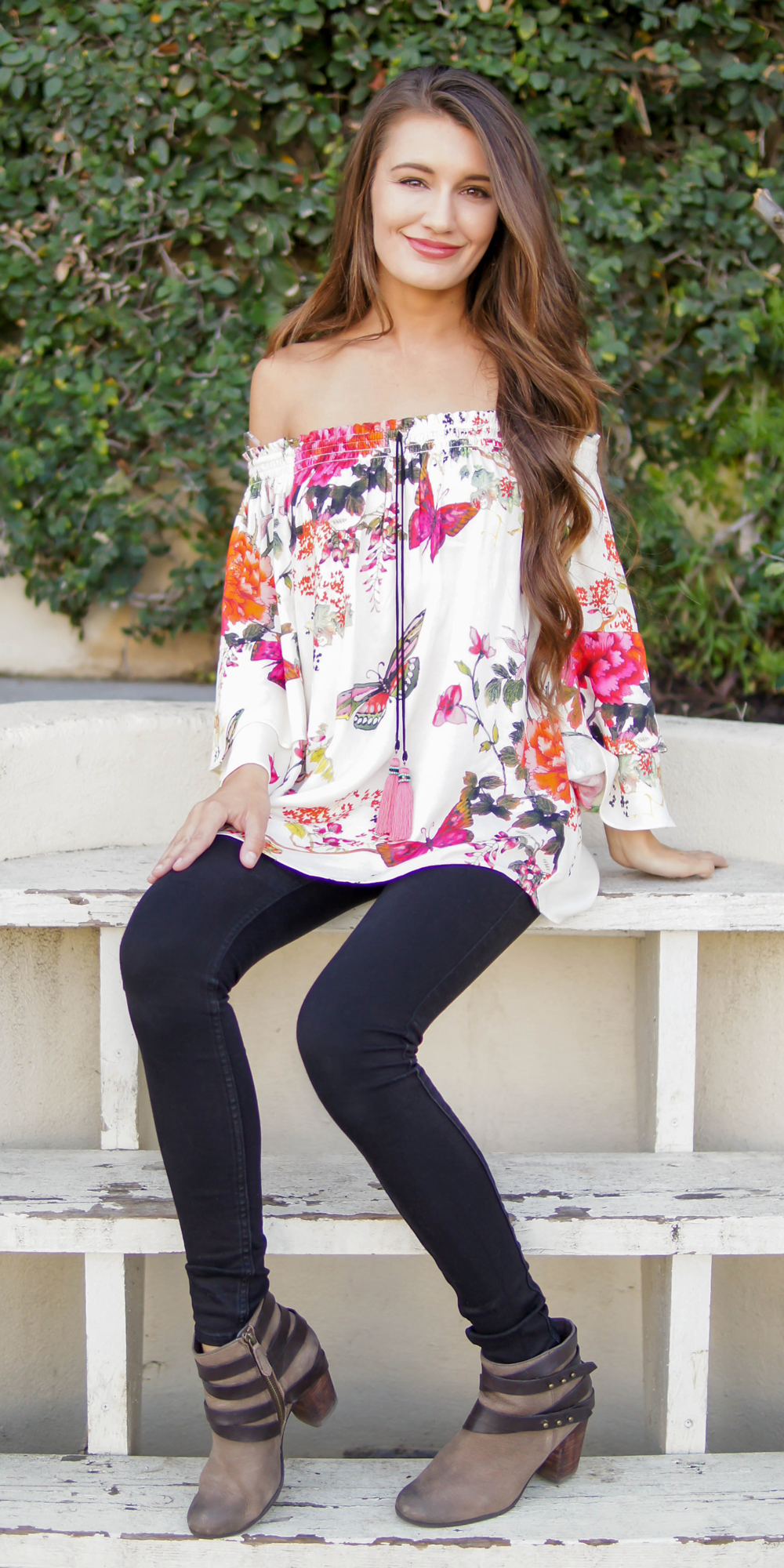 公式【1JINN STUDIO】] Floral Print Sheer Off-Shoulder Blouse Floral Print Open-Shoulder Top - Shoreline Wear, Inc.